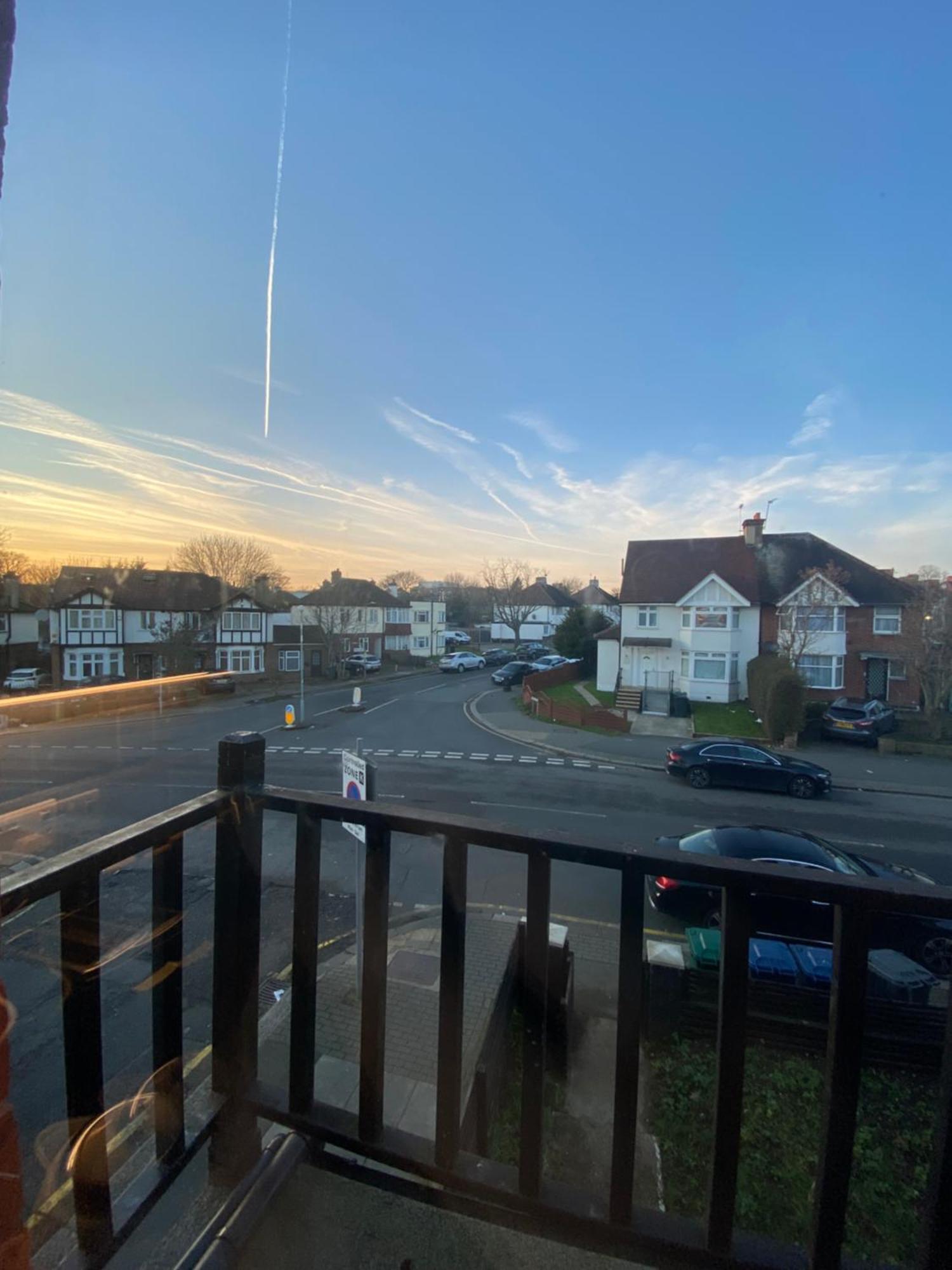 Marble House Homestay Edgware
